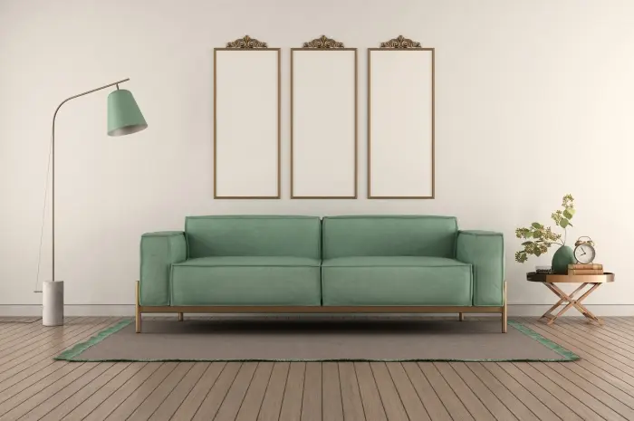 Kombinasi Dinding Putih dan Sofa Sage Green