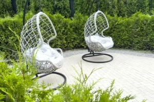 Kursi Rotan Gantung untuk Suasana Santai