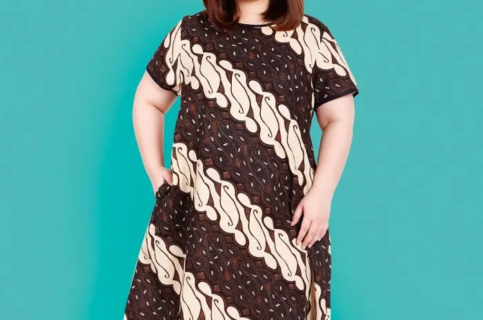 Mini Dress Batik dengan Sentuhan Motif Oriental