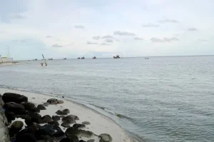 Aktivitas Menarik Pantai Olo