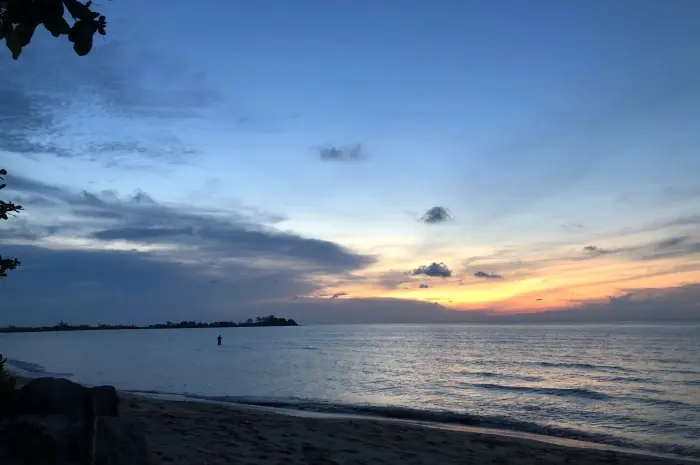 Pantai Ombak Mati, Wisata Bahari di Jepara yang Kaya Akan Sejarah