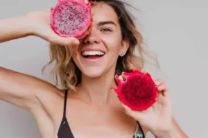 Manfaat Buah Naga Merah untuk Kecantikan dan Mencegah Penuaan Dini