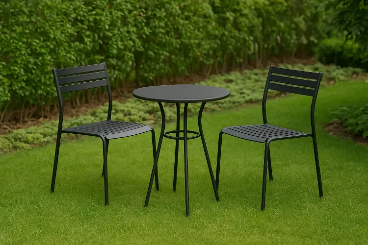 Kursi Taman Minimalis dengan Set Meja